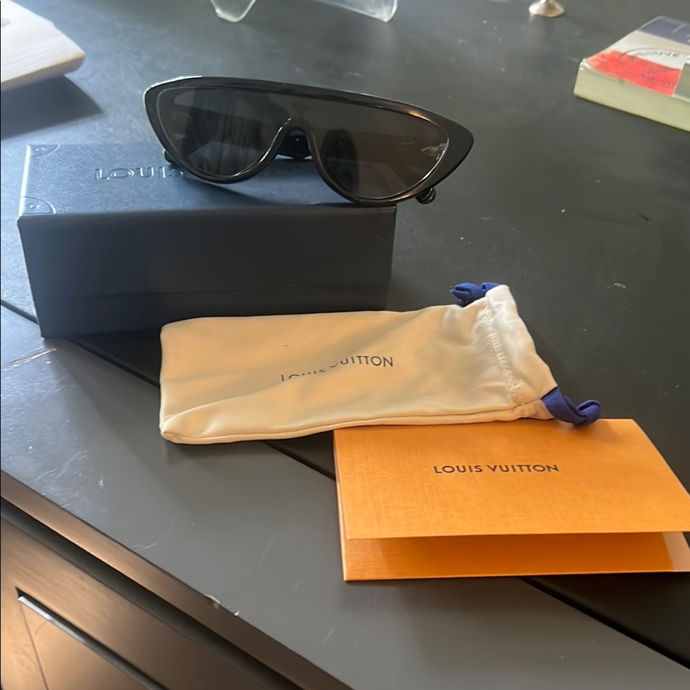 Louis Vuitton 2024 Split Sunglasses